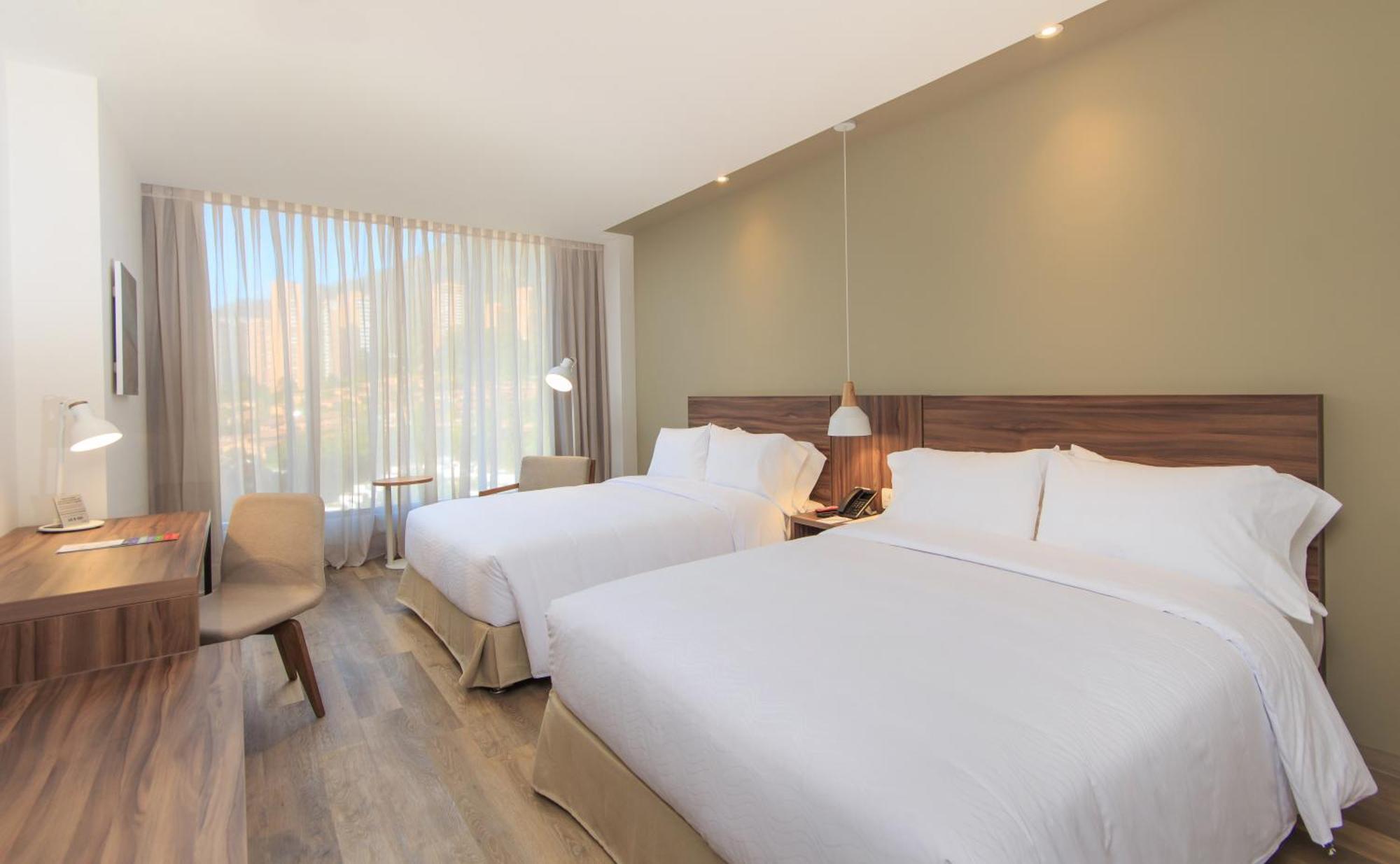 Novotel Medellin El Tesoro Eksteriør bilde A room at the hotel