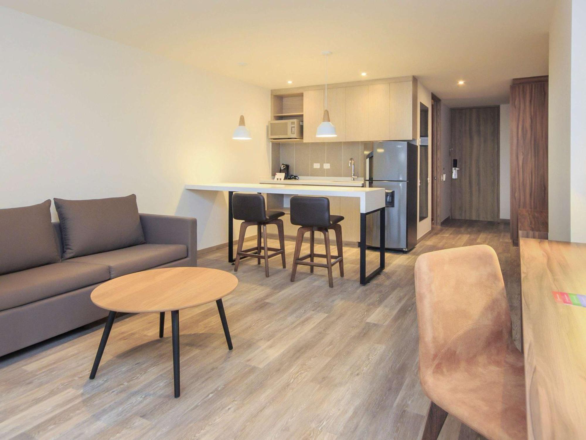 Novotel Medellin El Tesoro Eksteriør bilde A typical apartment at the University of New South Wales