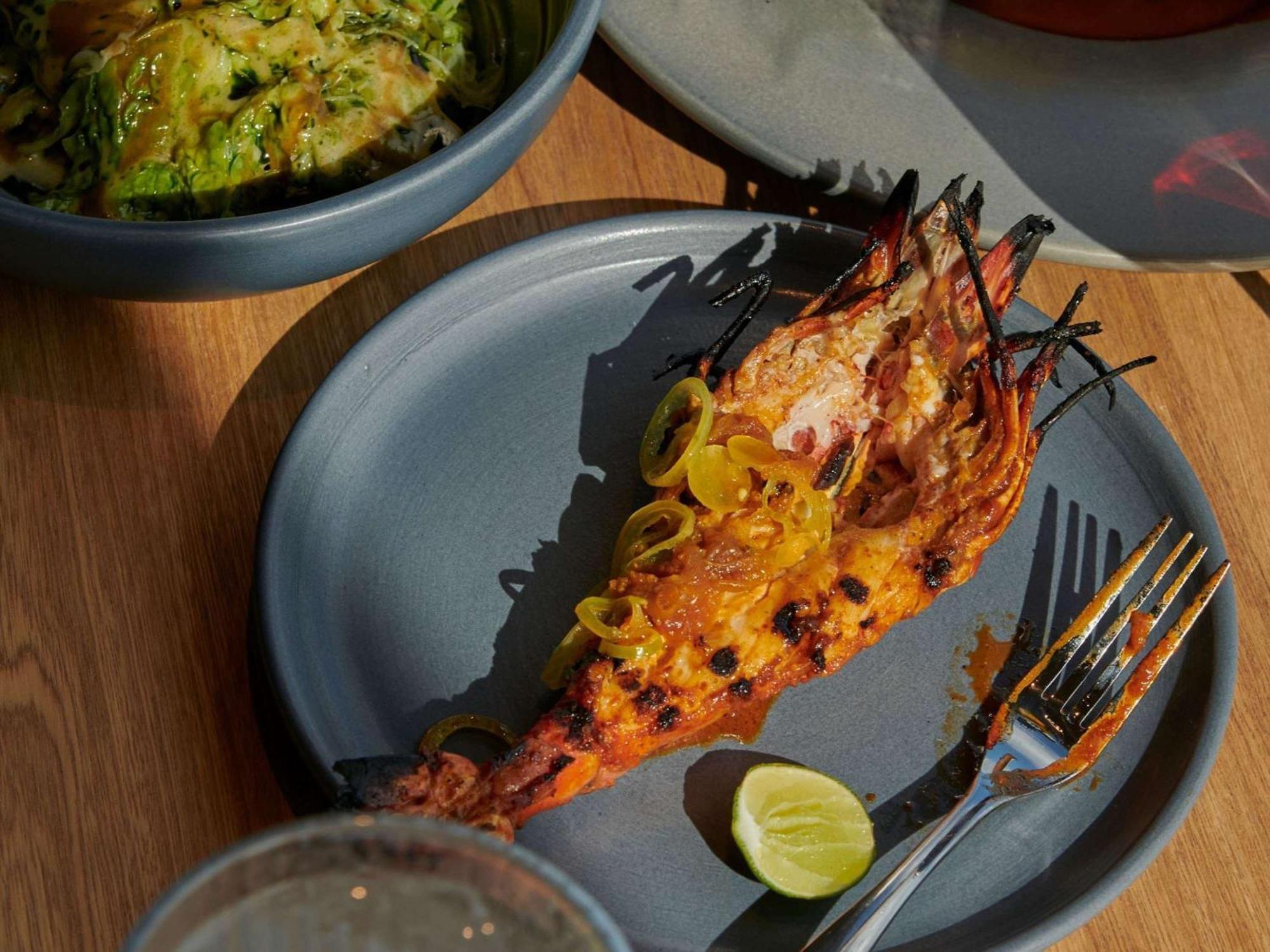 Novotel Medellin El Tesoro Eksteriør bilde Grilled prawn